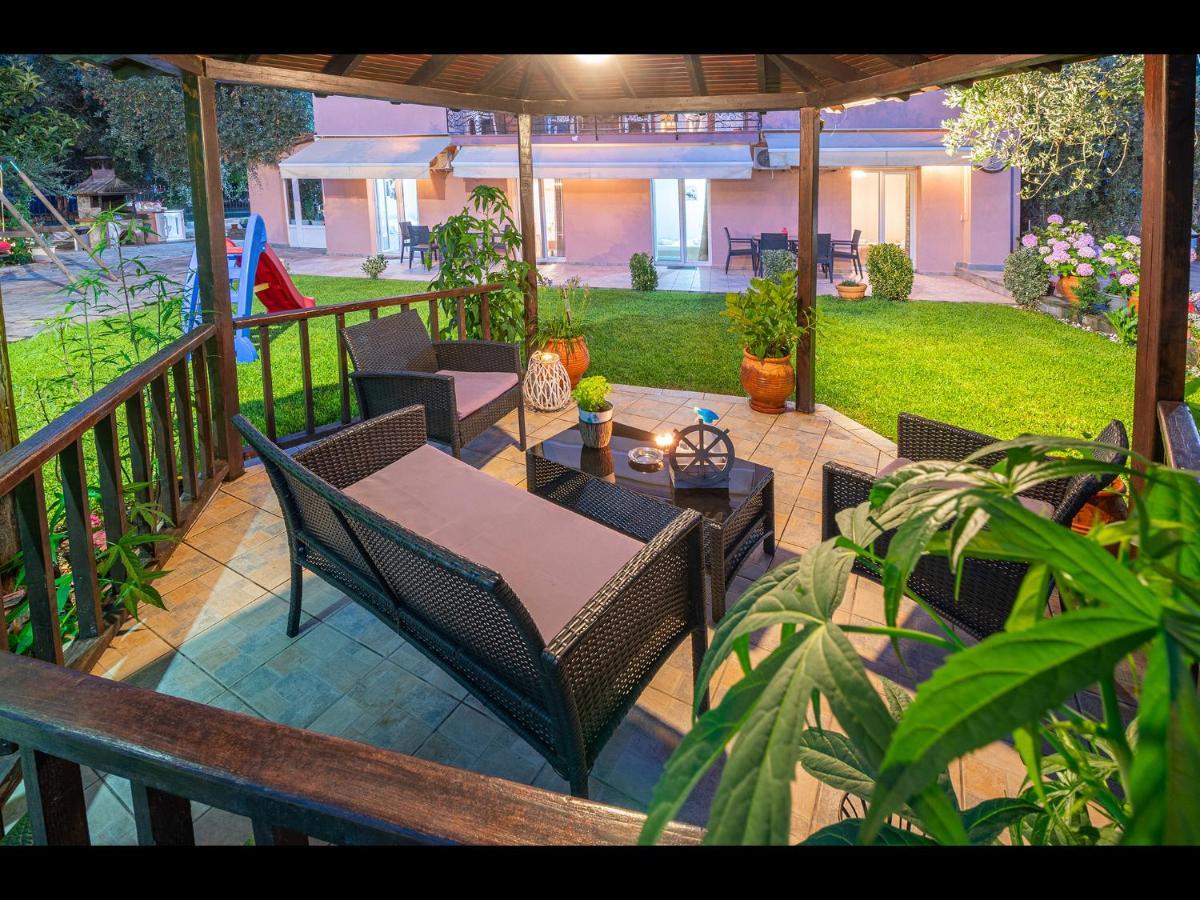 Villa Rania Skala Rachoni  Buitenkant foto